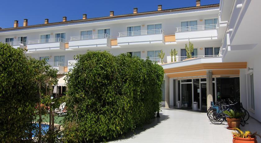 Maracaibo Aparthotel Can Picafort  Exterior photo