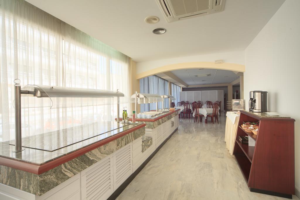 Maracaibo Aparthotel Can Picafort  Exterior photo
