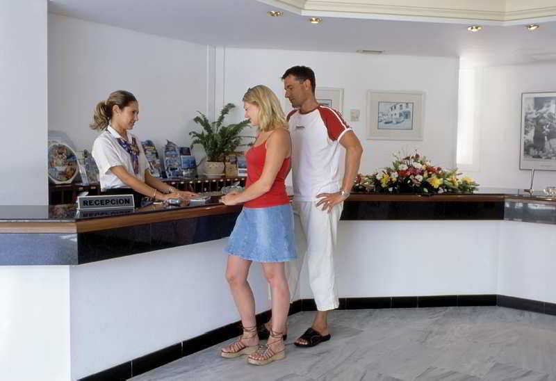 Maracaibo Aparthotel Can Picafort  Exterior photo